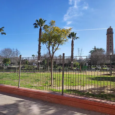Apartment Casa Torrijiano.parking Gratis!. Seville